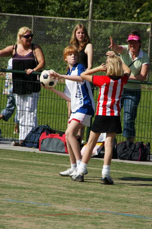 Korfbal E2  5 juni 2010-10.JPG